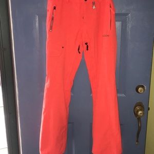 Volcom Women’s Snowpants